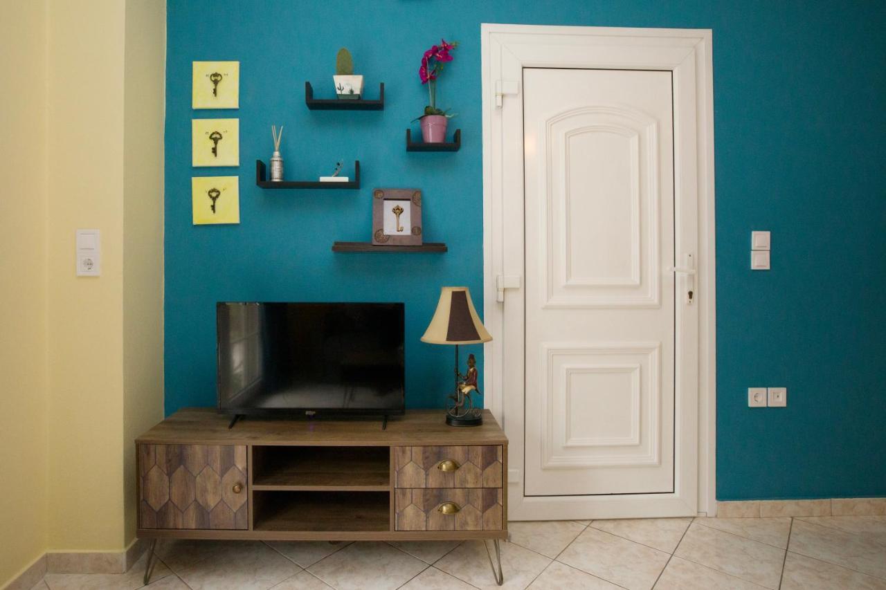 3 Keys Apartment Chalkida Bagian luar foto