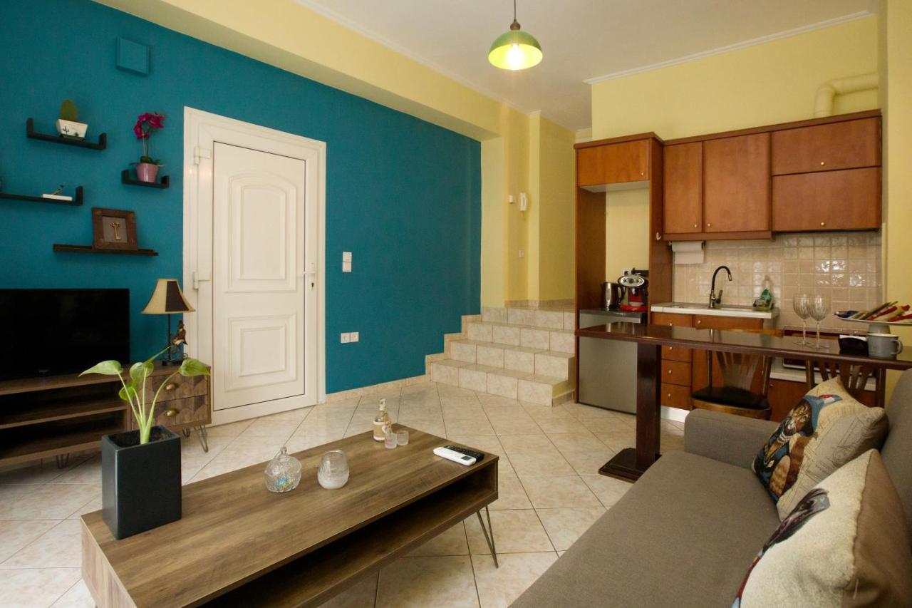 3 Keys Apartment Chalkida Bagian luar foto